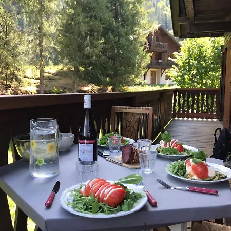 Les Charmilles - Vallée De Chamonix - 5 *